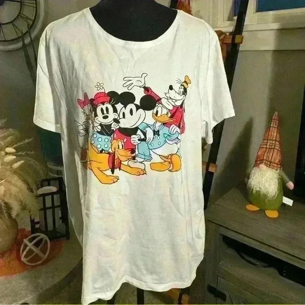 Disney Mickey mouse & Friends Tshirt 2XL G07